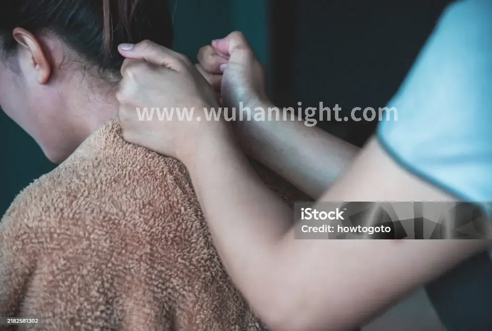 传统与科技结合的按摩