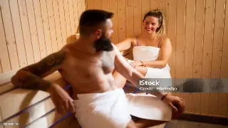 告别颈椎痛！这几招按摩技巧，让你在家就能轻松搞定